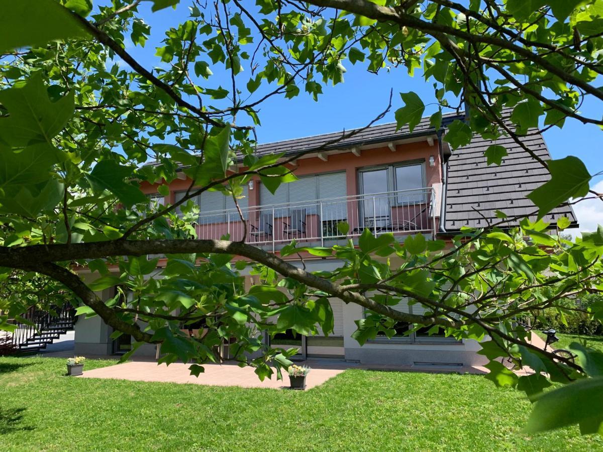 Apartments Apple Garden-2 Блед Екстер'єр фото